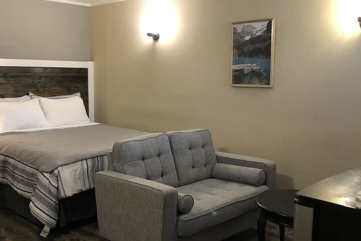 Room 38 of 73