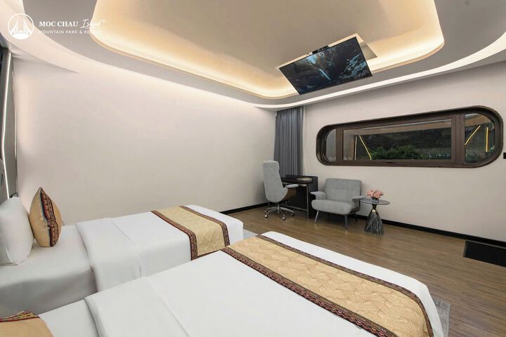 Room 9 of 63