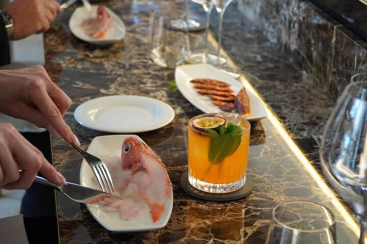 Dining 75 of 106