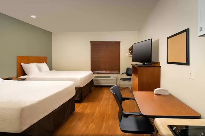 Standard Double Bed (7 of 11)