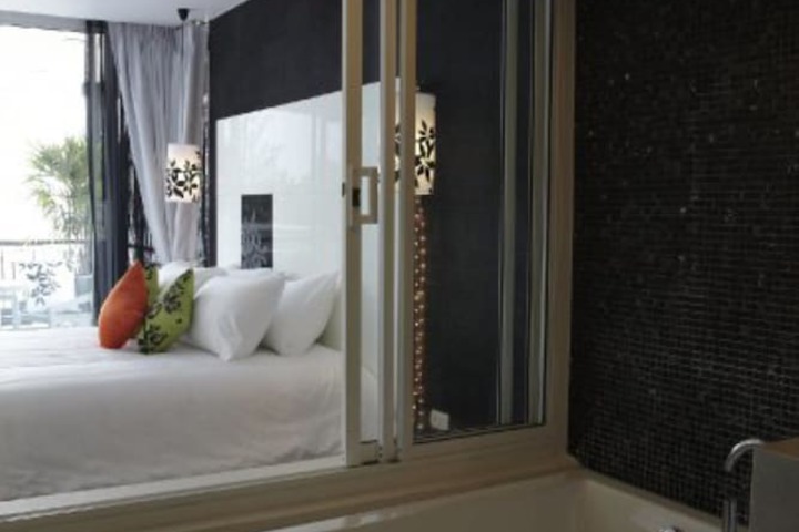 Room 35 of 75