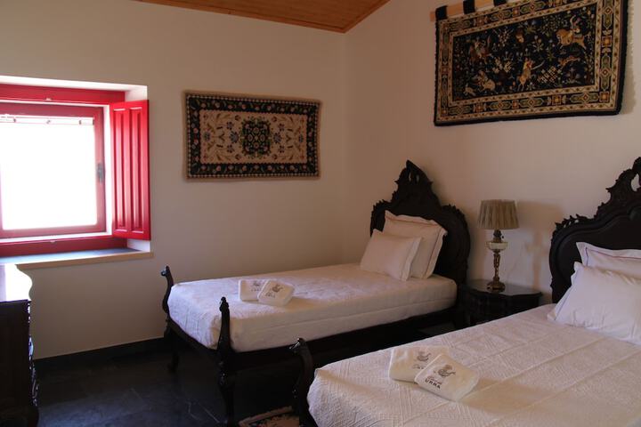 Room 8 of 41