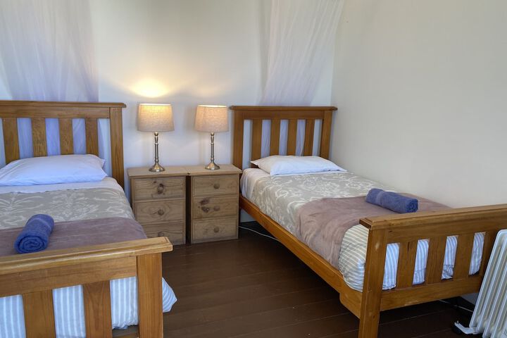 Room 30 of 128