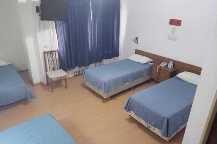 Room 5 of 13