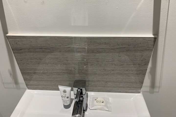 Room 48 of 57