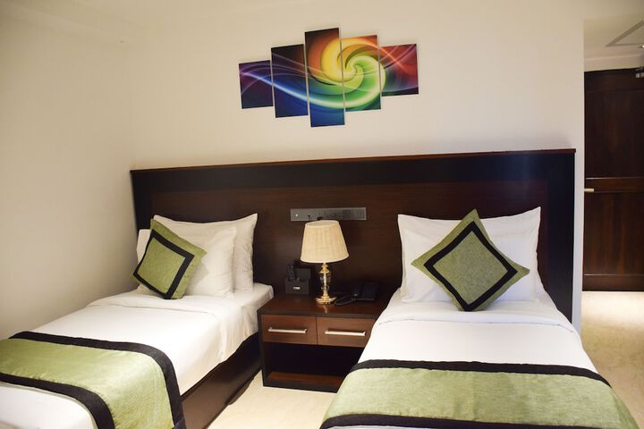 Room 9 of 73
