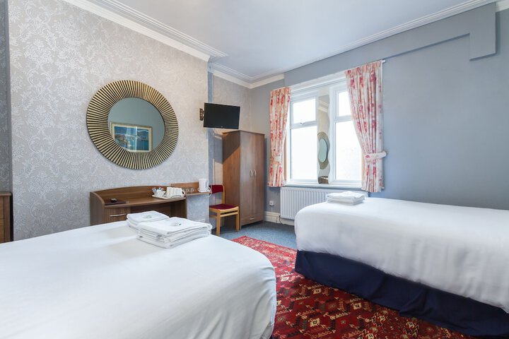 Room 21 of 39