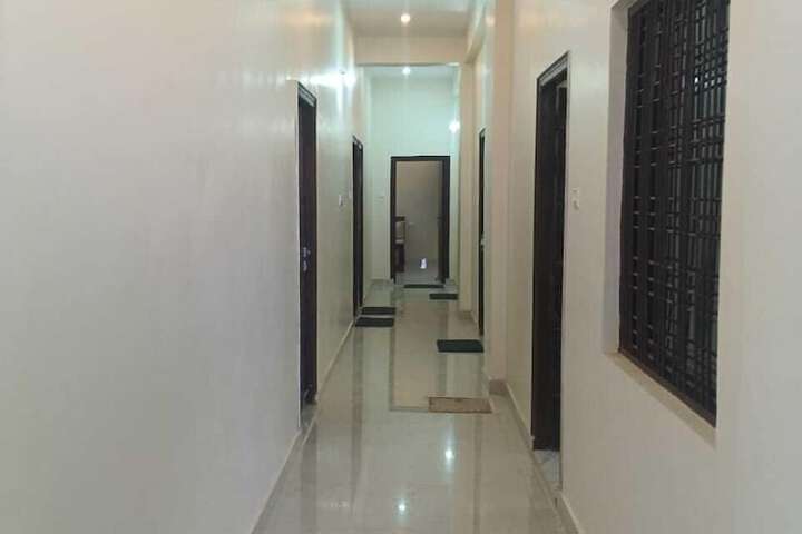 Ballroom/Hall 15 of 19