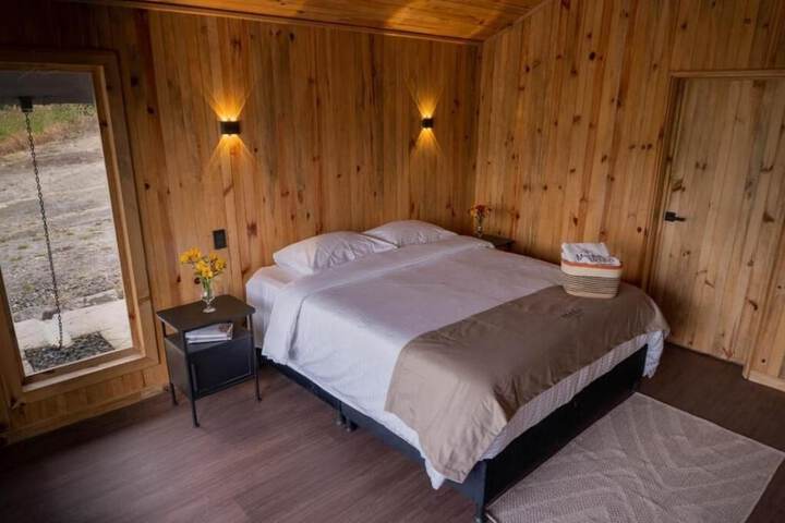 Room 4 of 15