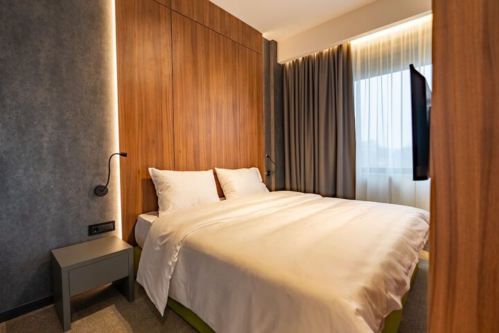 Room 8 of 46