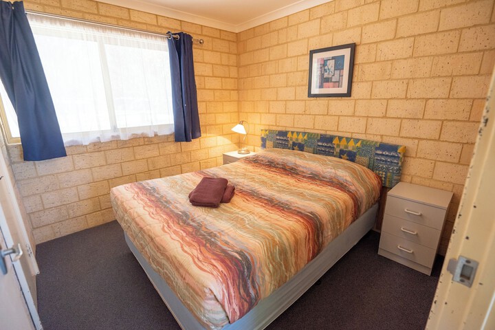 Room 7 of 117