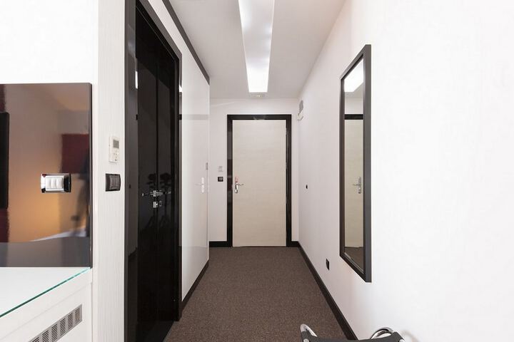 Room 171 of 267