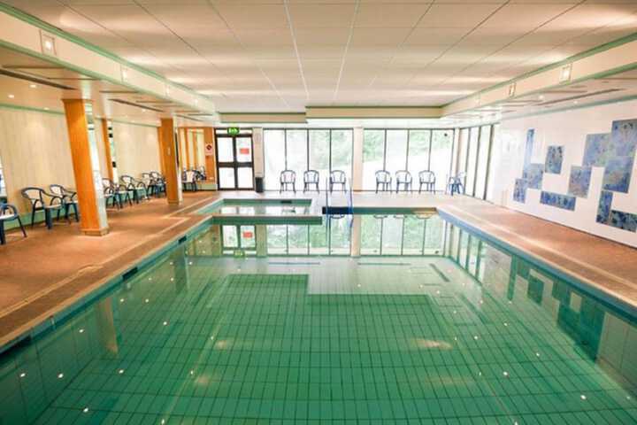 Pool 42 of 93