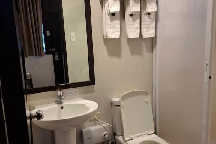 Room 59 of 112