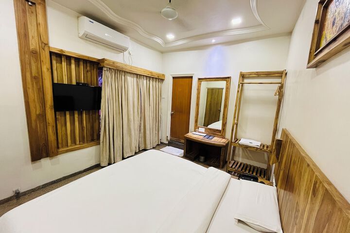 Room 49 of 69
