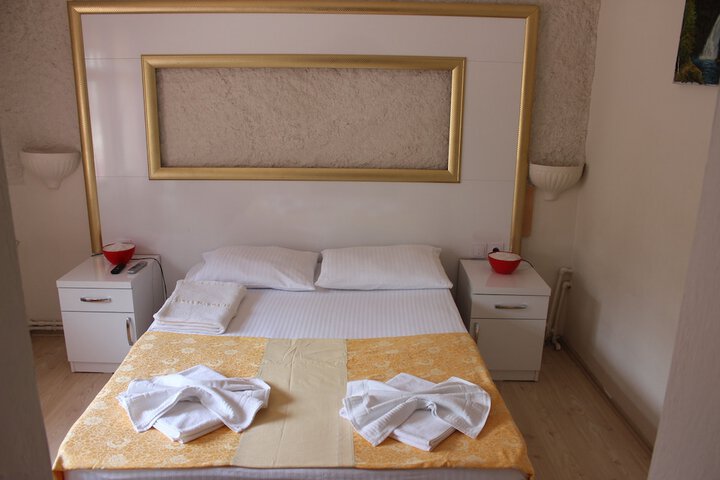 Room 26 of 27