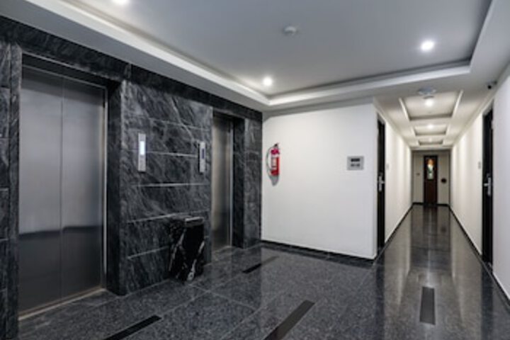 GRAND PREMIER SUITES BY OYO ROOMS