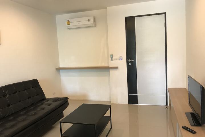 Room 8 of 37