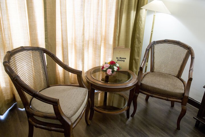 Room 10 of 39