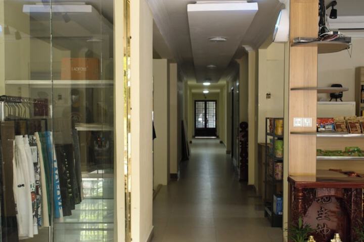 Hotel 2 of 43