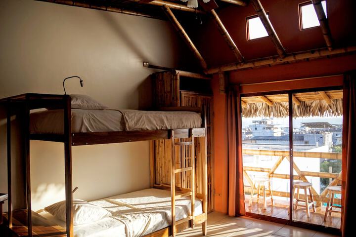 Room 4 of 170