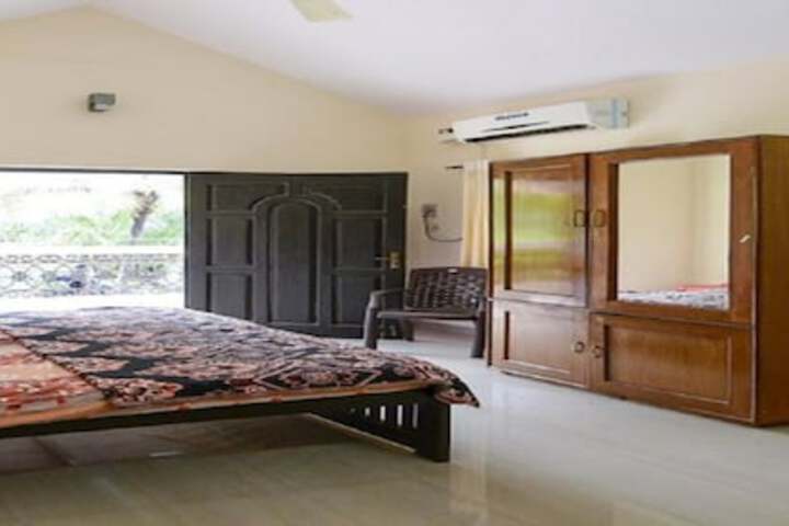 ROOM MAANGTA 330 at CLAVDINA