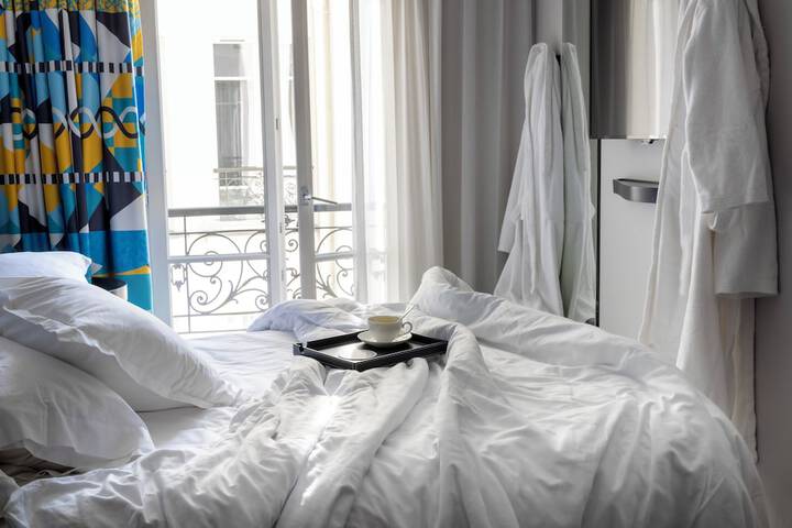 Room 4 of 48