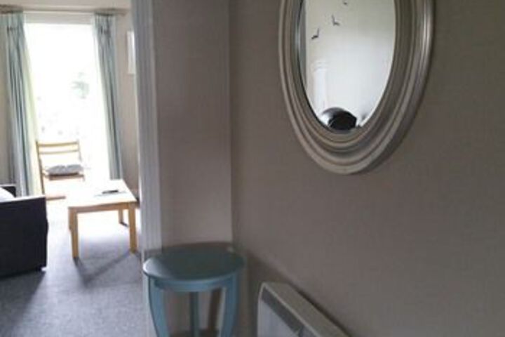 Room 11 of 12