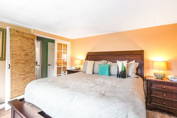 Room 32 of 63