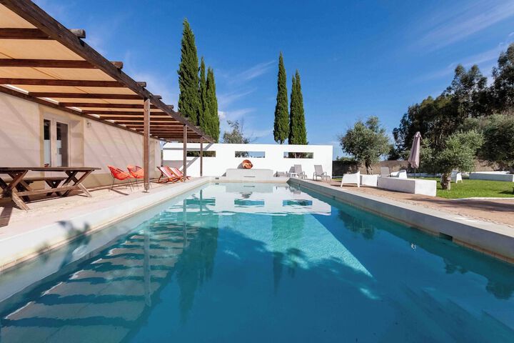 Pool 54 of 79