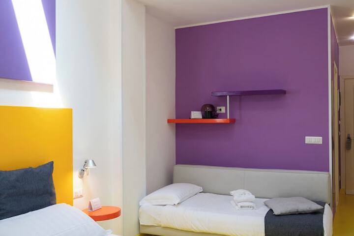 Room 73 of 144