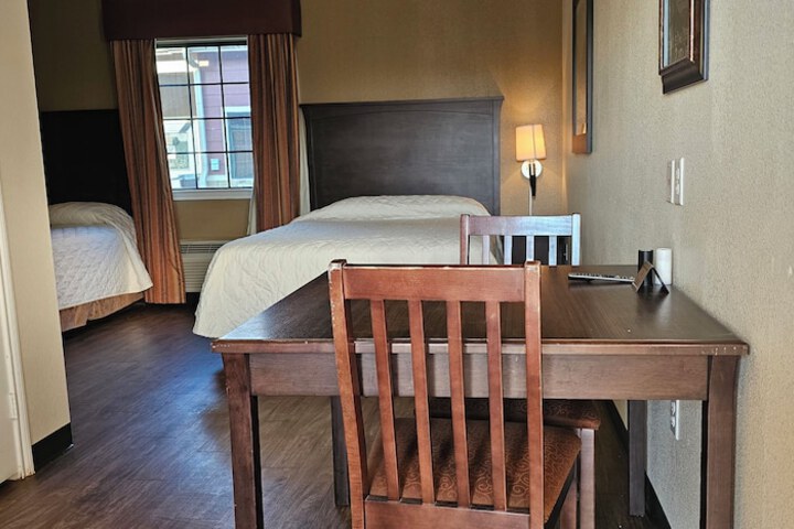 Room 8 of 26