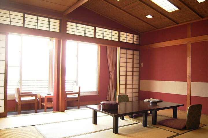 Room 10 of 51