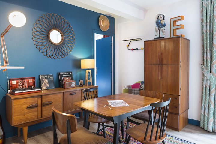 Dining Photos