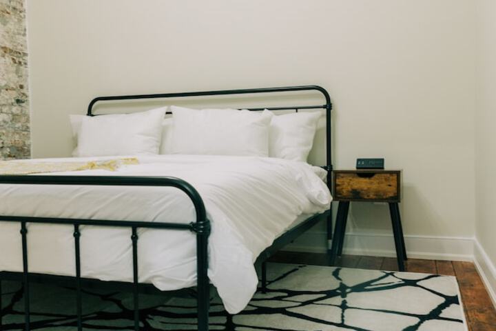 Room 8 of 65