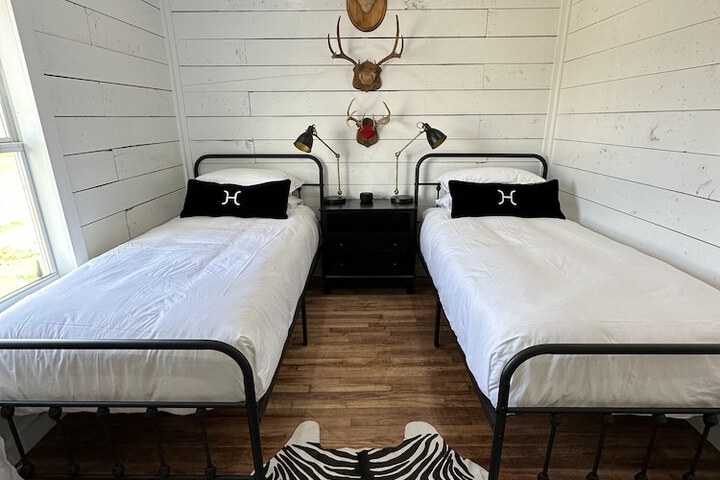 Room 25 of 116