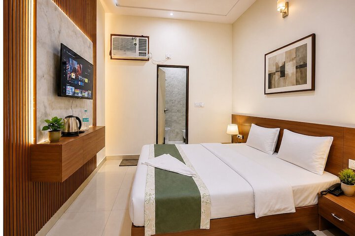 Room 19 of 28