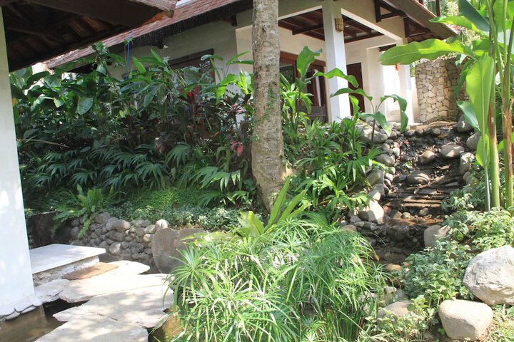Hotel Exterior 196 of 232