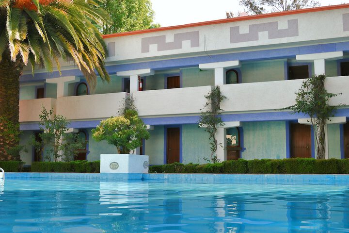 Hotel with Pool