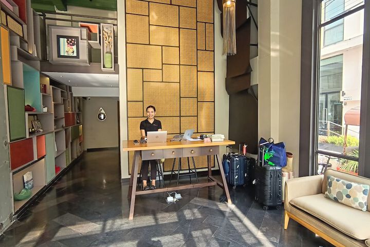 Lobby Entry
