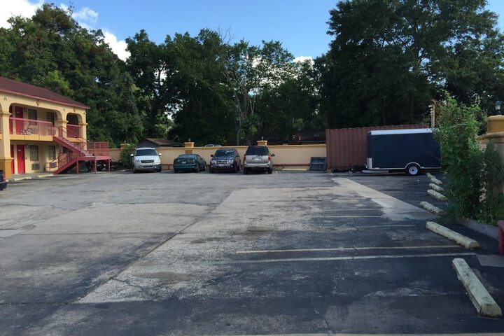 Property Grounds 10 of 14