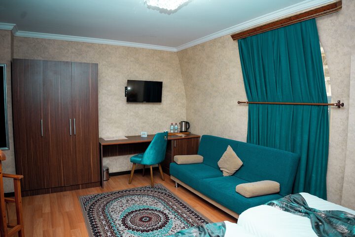 Room 51 of 113