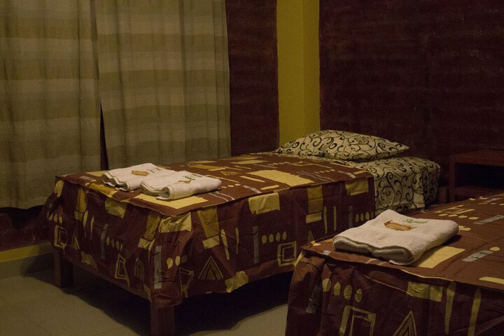 Room 14 of 40
