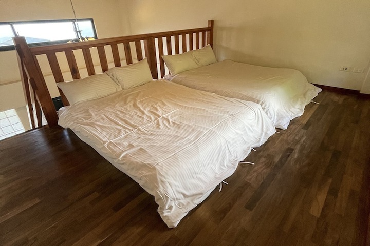 Room 3 of 33