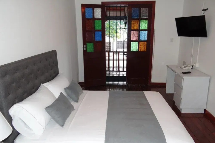 Room 2 of 19