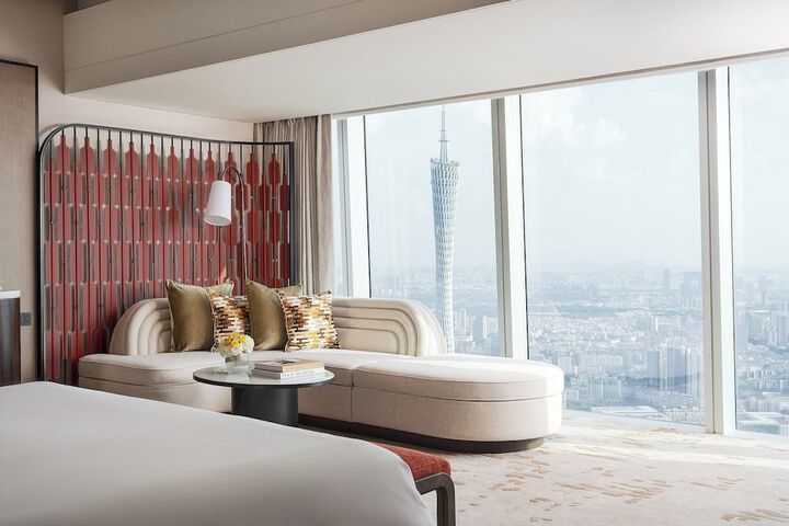 Room 48 of 95
