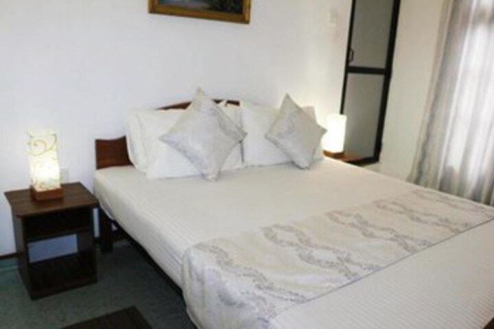 Room 7 of 22