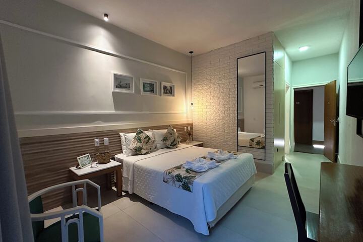 Room 17 of 80