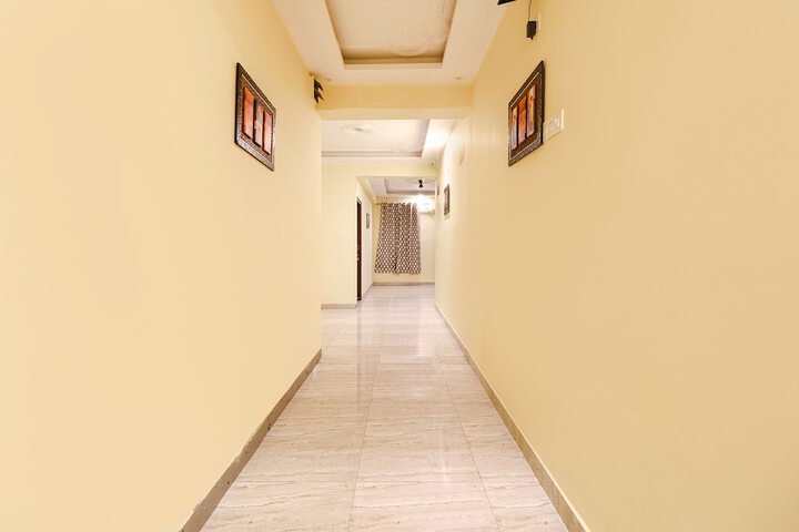 Hotel Interior 6 of 39