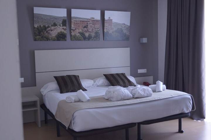 Room 2 of 16